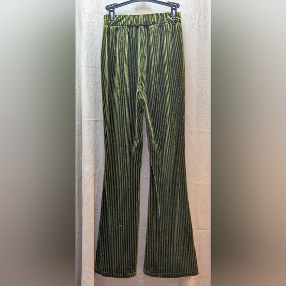 SHEIN bell bottom stretch pants - Picture 2 of 3